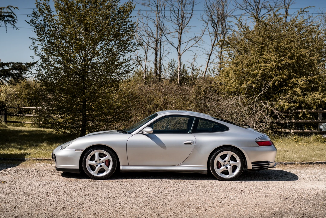 2002 Porsche 996 Carrera 4S - Image 15 of 31