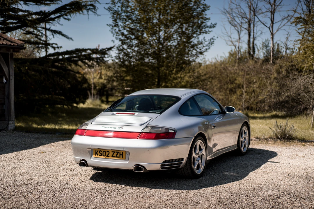 2002 Porsche 996 Carrera 4S - Image 12 of 31