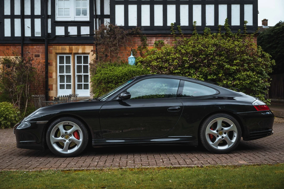 2002 Porsche 996 Carrera 4S - Image 10 of 31