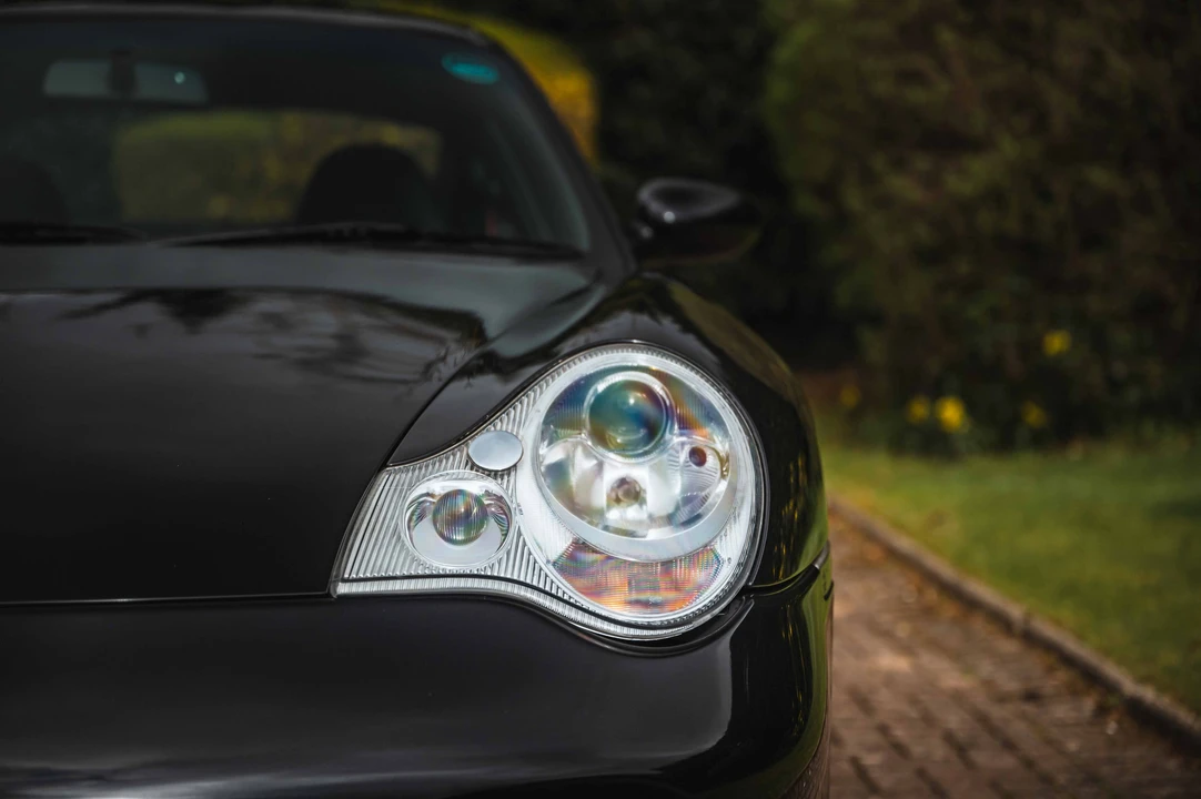 2002 Porsche 996 Carrera 4S - Image 19 of 31