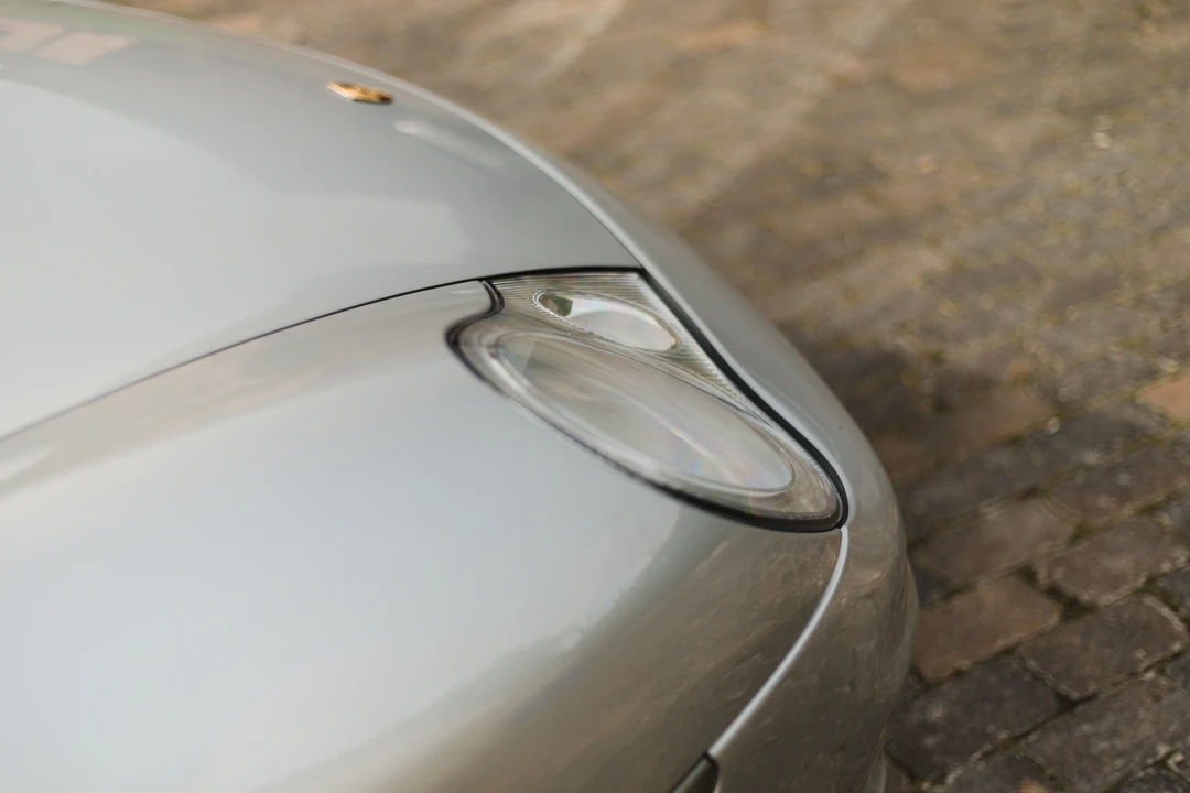 2002 Porsche 996 Carrera - Image 27 of 31