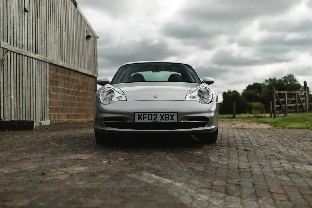 2002 Porsche 996 Carrera - Image 10 of 31