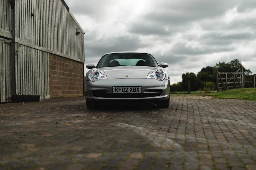 2002 Porsche 996 Carrera - Image 11 of 31