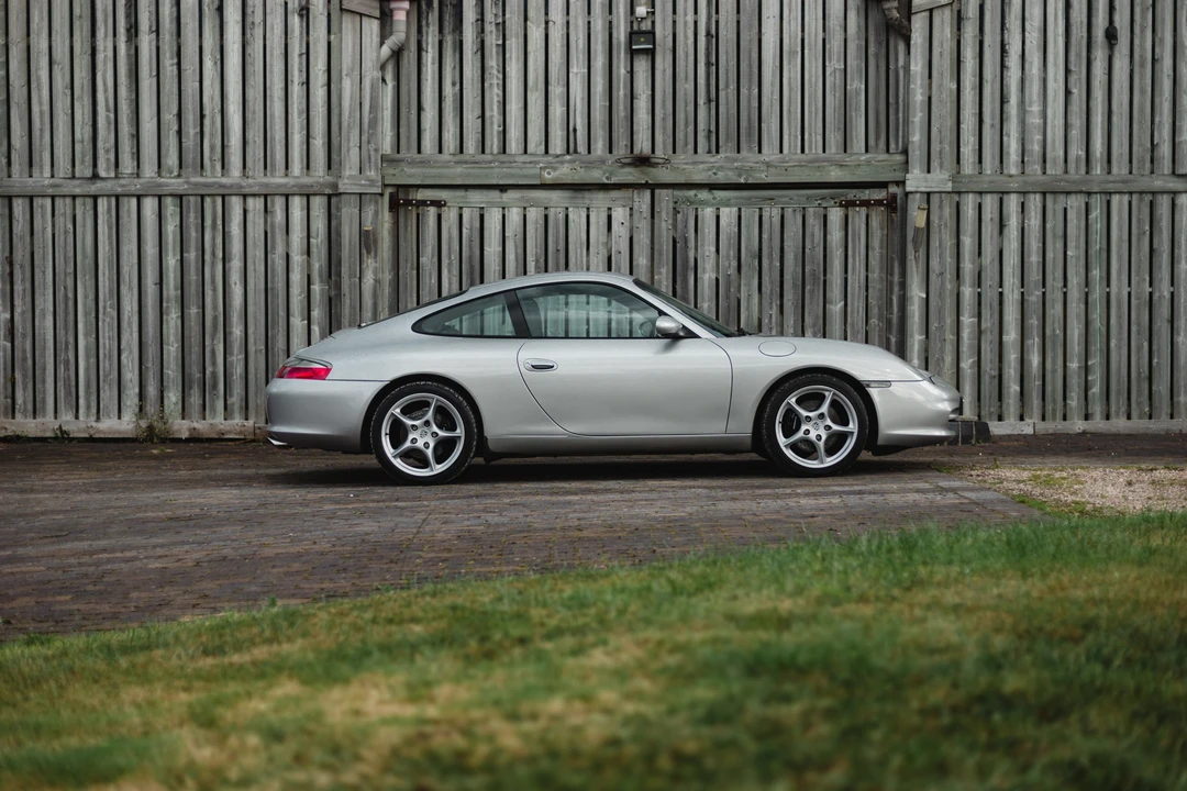 2002 Porsche 996 Carrera - Image 20 of 31