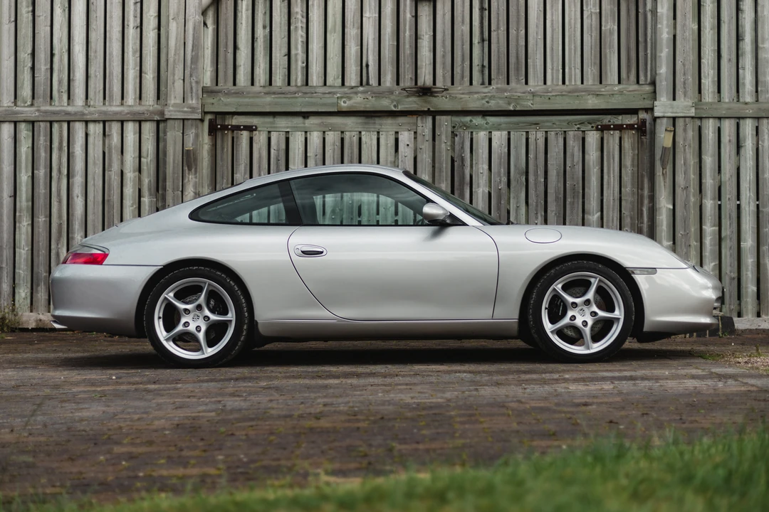 2002 Porsche 996 Carrera - Image 5 of 31