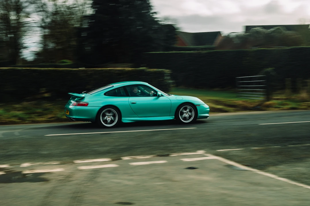 2002 Porsche 996 Carrera - Image 9 of 31