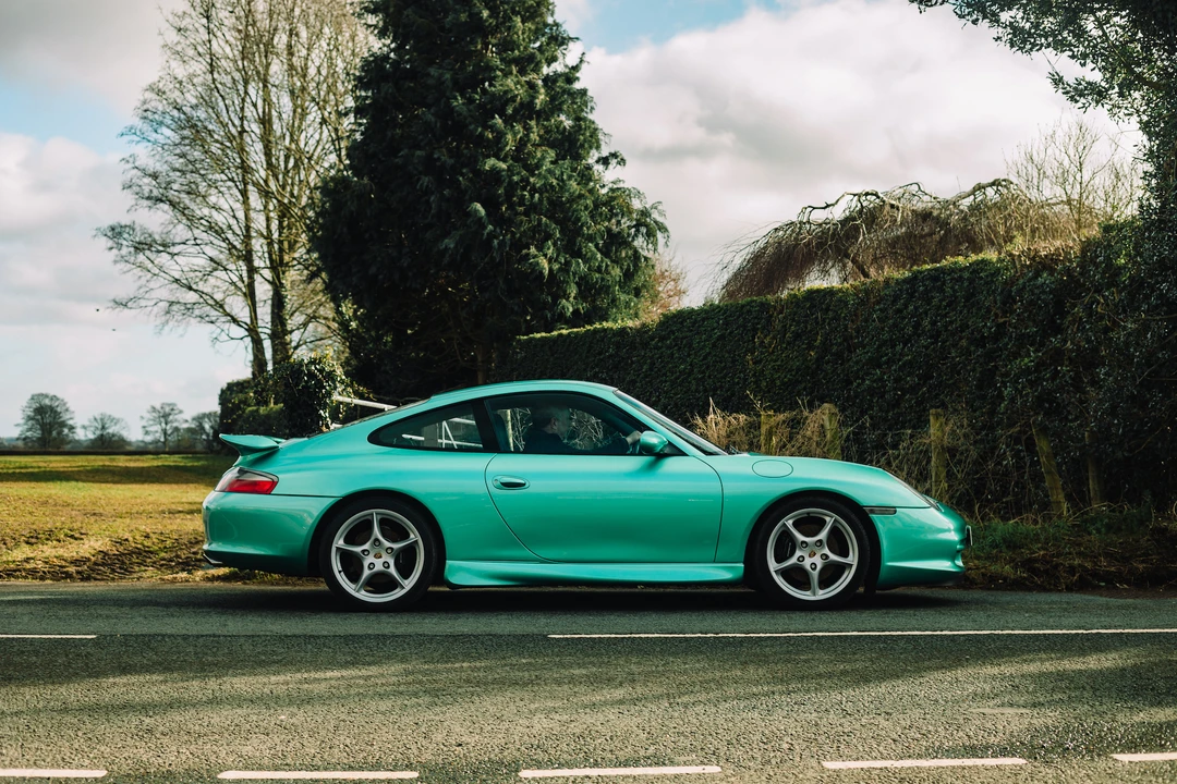 2002 Porsche 996 Carrera - Image 10 of 31