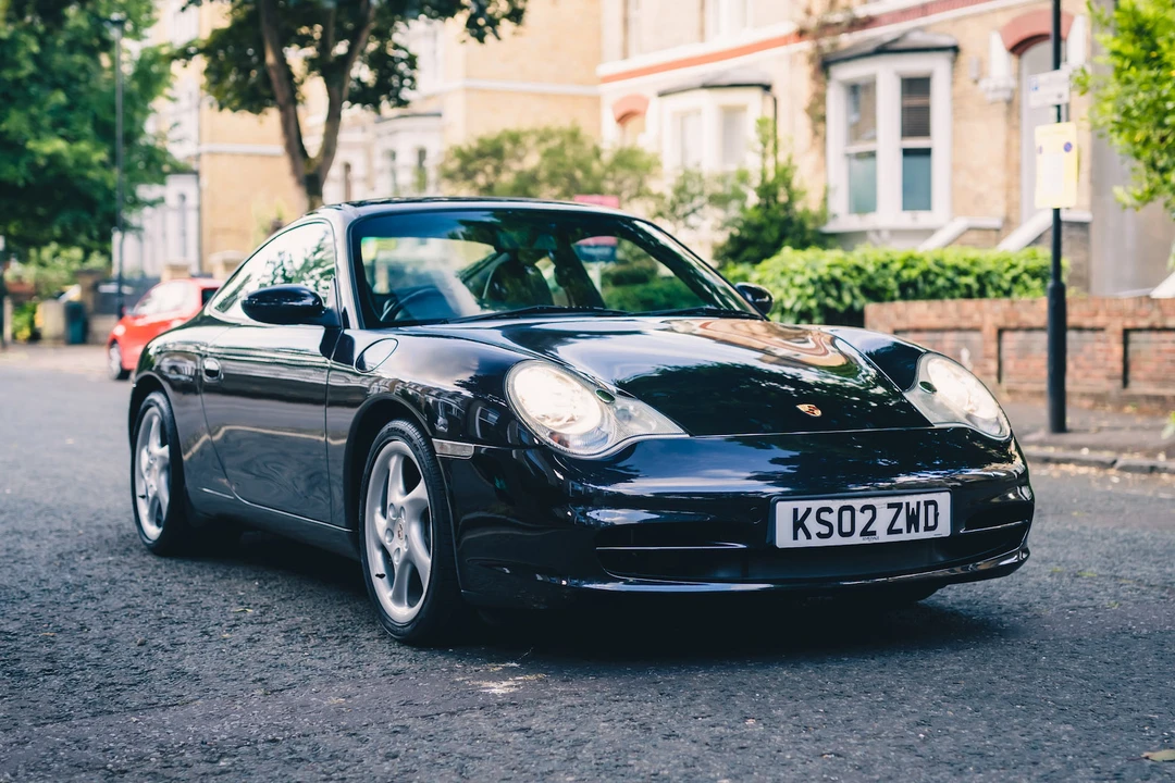 2002 Porsche 996 Carrera - Image 2 of 31