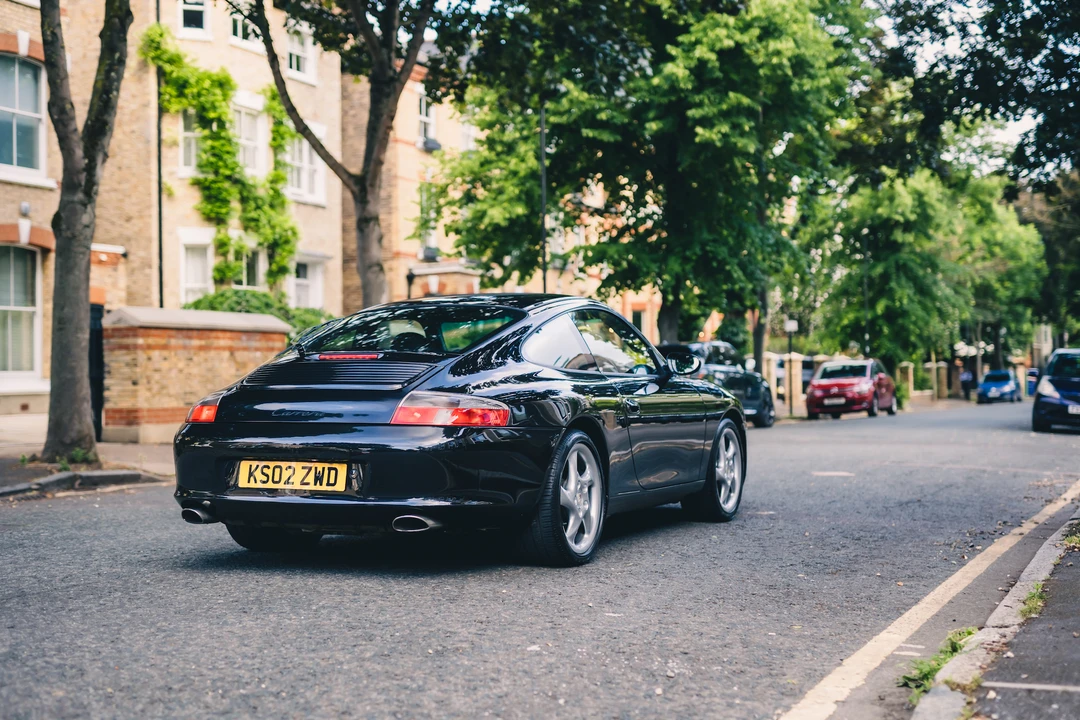 2002 Porsche 996 Carrera - Image 8 of 31