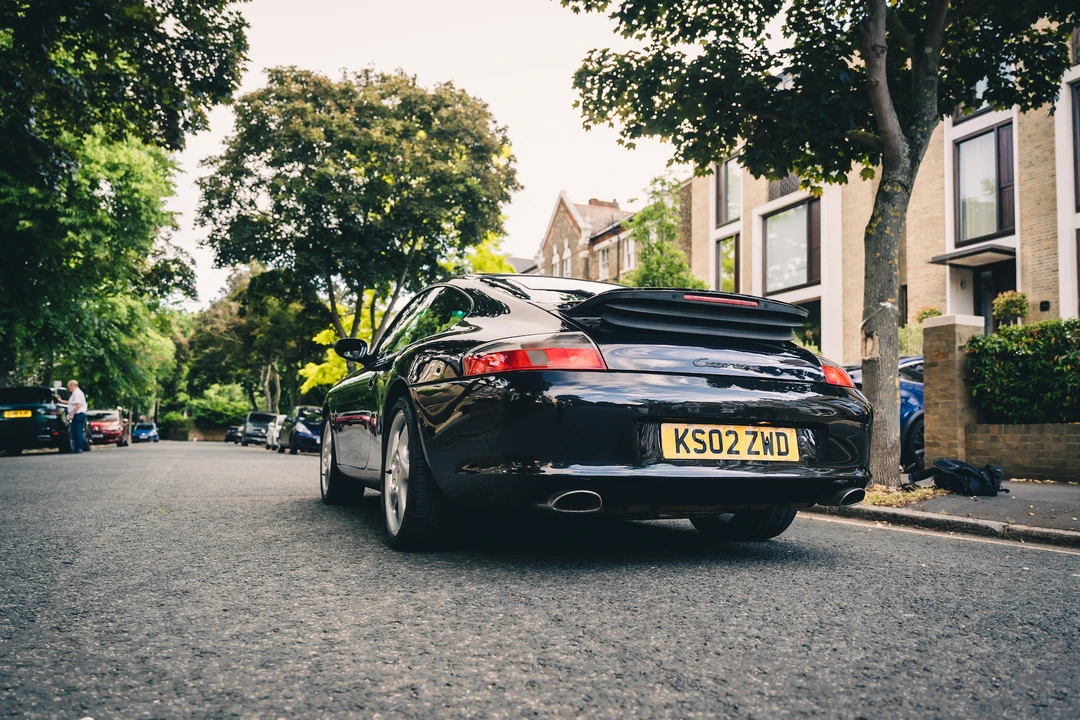 2002 Porsche 996 Carrera - Image 13 of 31