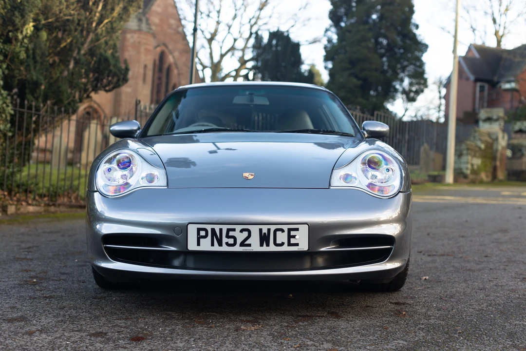 2002 Porsche 996 Carrera - Image 10 of 31