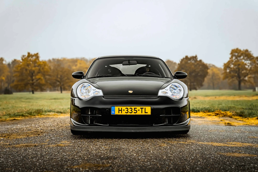 2002 Porsche 996 GT2 - Image 3 of 31