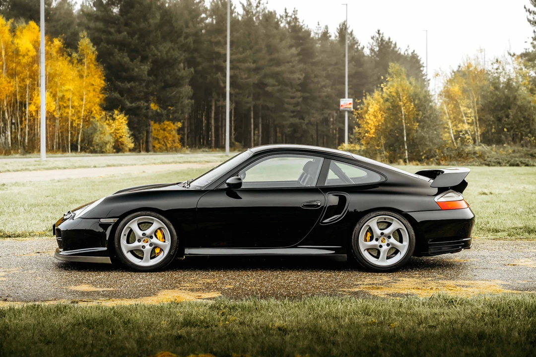 2002 Porsche 996 GT2 - Image 9 of 31