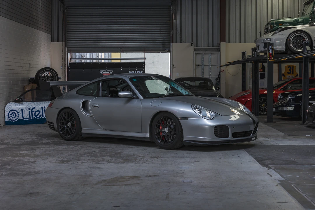 2002 Porsche 996 Turbo - Image 10 of 31