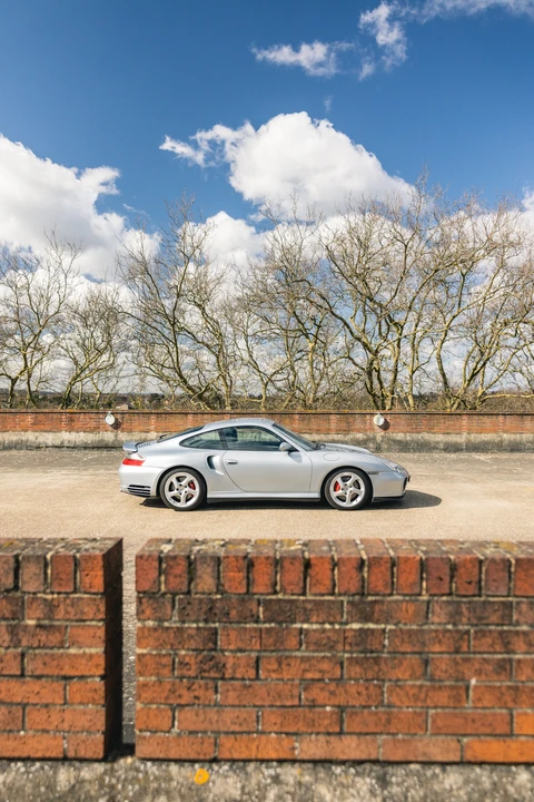2002 Porsche 996 Turbo - Image 17 of 31
