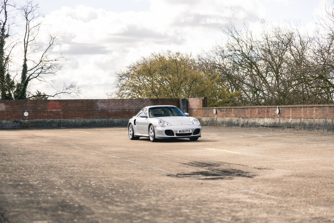 2002 Porsche 996 Turbo - Image 12 of 31