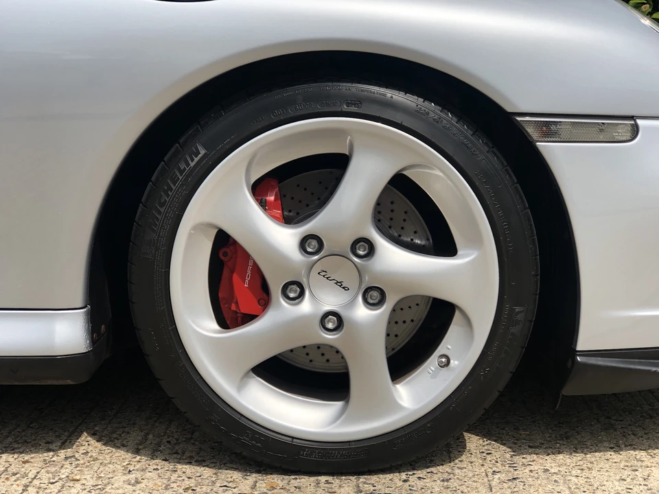 2002 Porsche 996 Turbo - Image 15 of 31