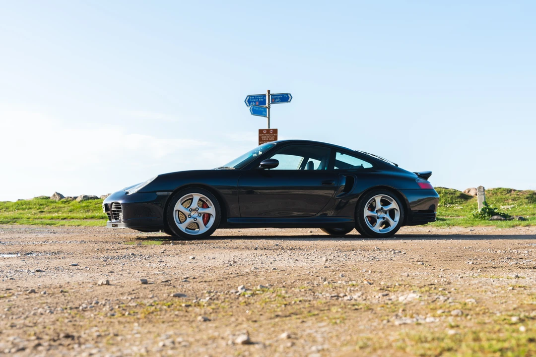 2002 Porsche 996 Turbo - Image 5 of 31