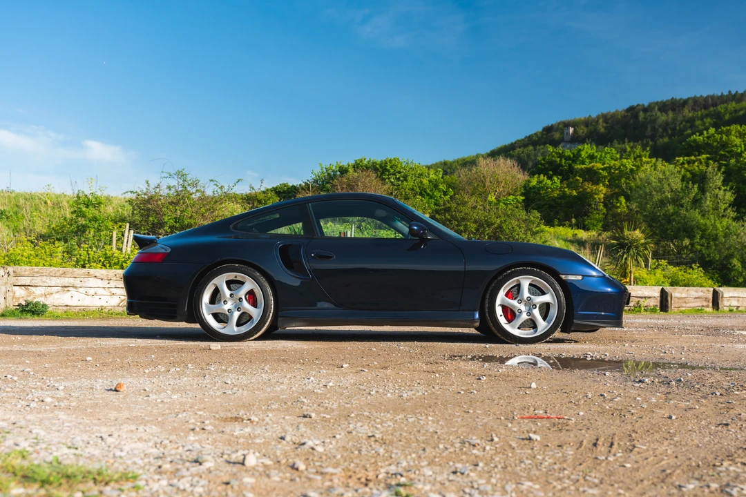 2002 Porsche 996 Turbo - Image 9 of 31