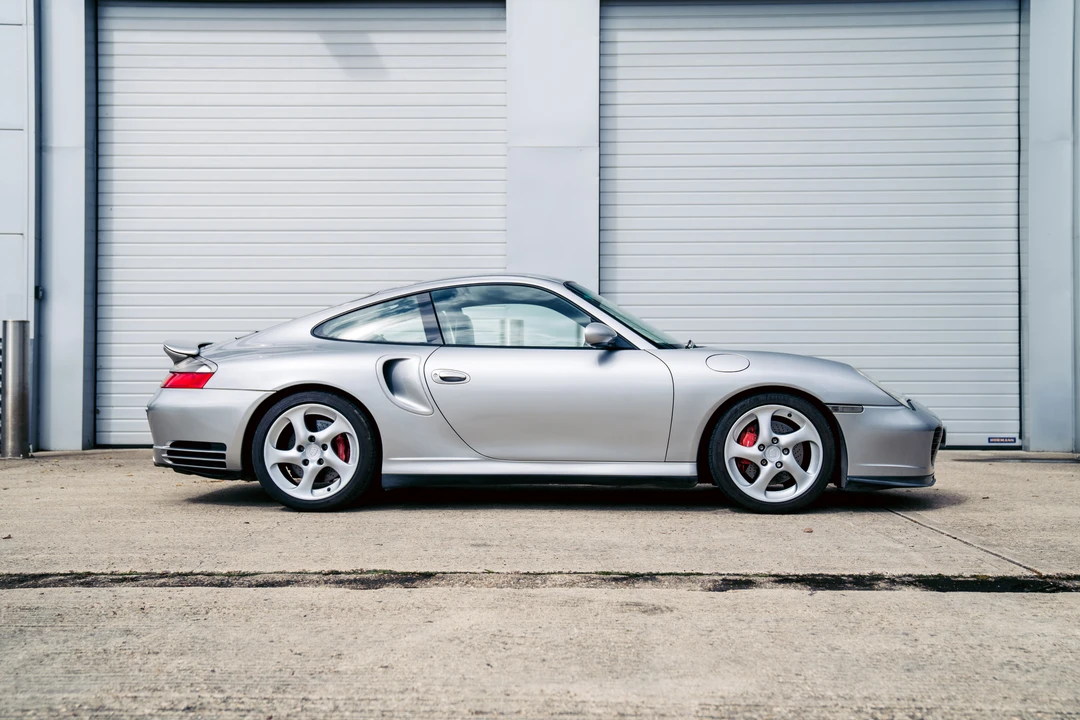 2002 Porsche 996 Turbo - Image 13 of 31
