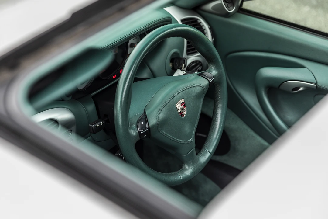 2002 Porsche 996 Turbo - Image 30 of 31