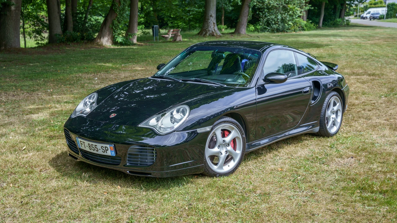 2002 Porsche 996 Turbo - Image 9 of 31
