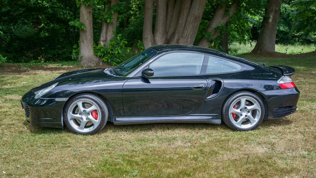 2002 Porsche 996 Turbo - Image 8 of 31