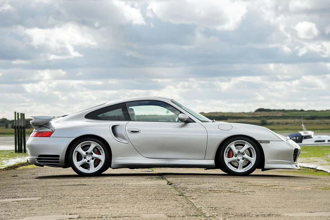 2002 Porsche 996 Turbo - Image 26 of 31
