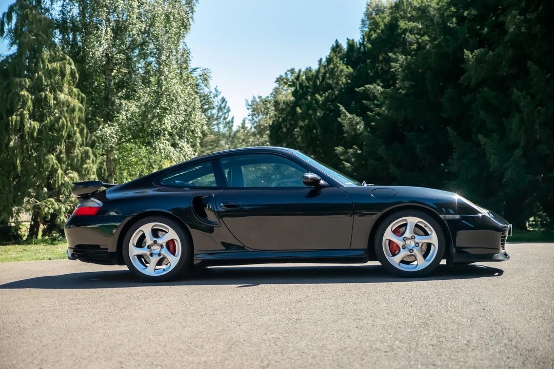 2002 Porsche 996 Turbo - Image 13 of 31
