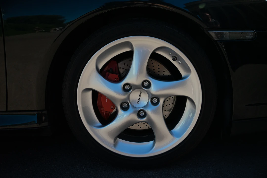 2002 Porsche 996 Turbo - Image 26 of 31