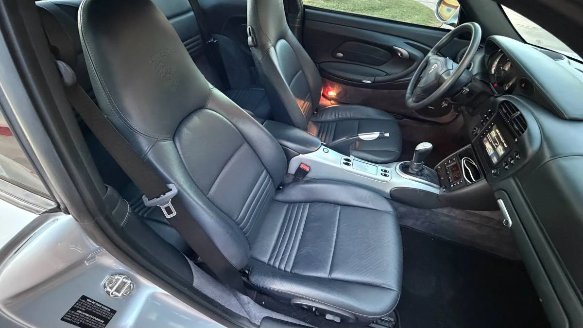 2002 Porsche 996 Turbo - Image 19 of 24