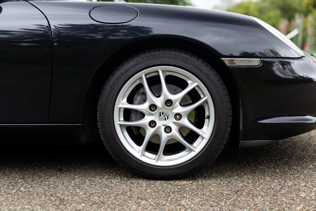 2002 Porsche 986 Boxster - Image 11 of 31