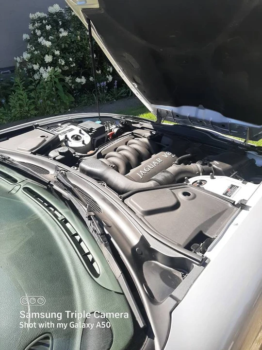 2002 Jaguar X100 XK8 - Image 8 of 8