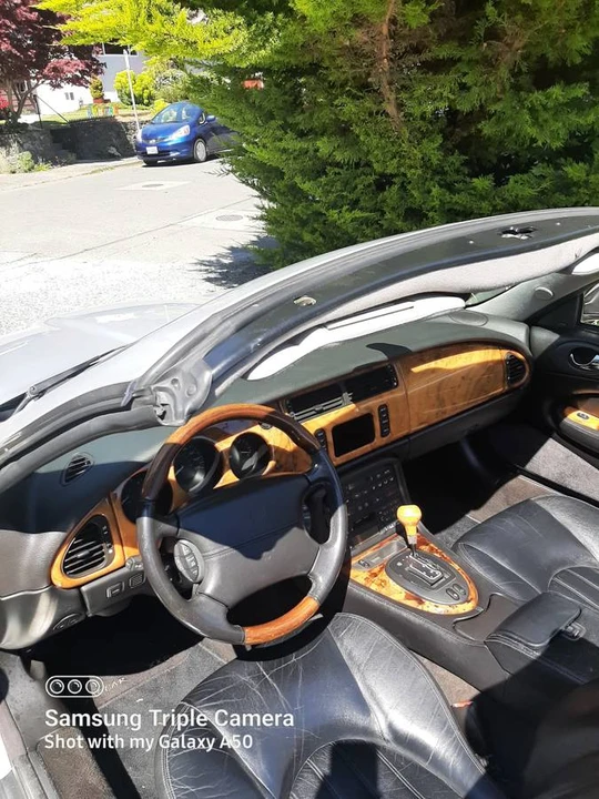 2002 Jaguar X100 XK8 - Image 6 of 8
