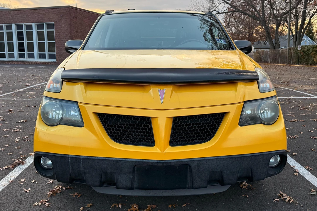 2002 Pontiac Aztek - Image 2 of 31