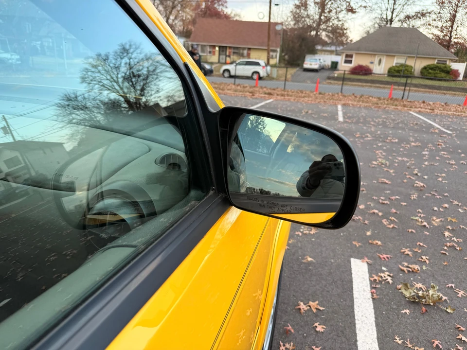 2002 Pontiac Aztek - Image 29 of 31
