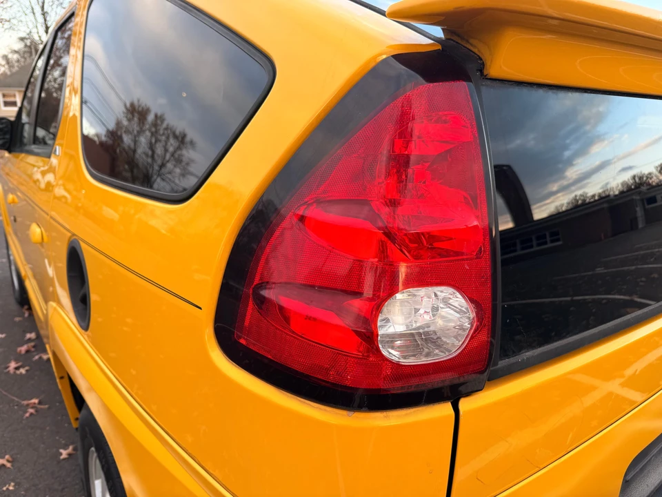2002 Pontiac Aztek - Image 21 of 31