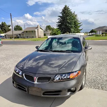 2002 Pontiac Bonneville SE Sedan 4D