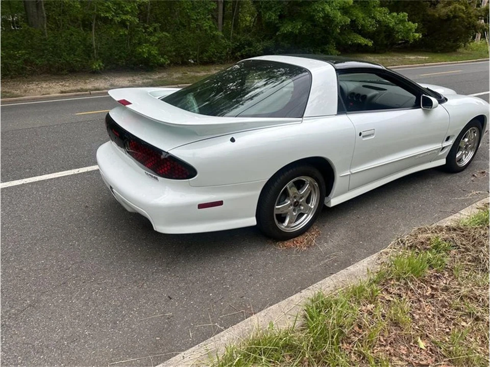 2002 Pontiac Firebird 4th Gen - Image 3 of 10