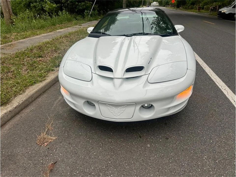 2002 Pontiac Firebird 4th Gen - Image 6 of 10