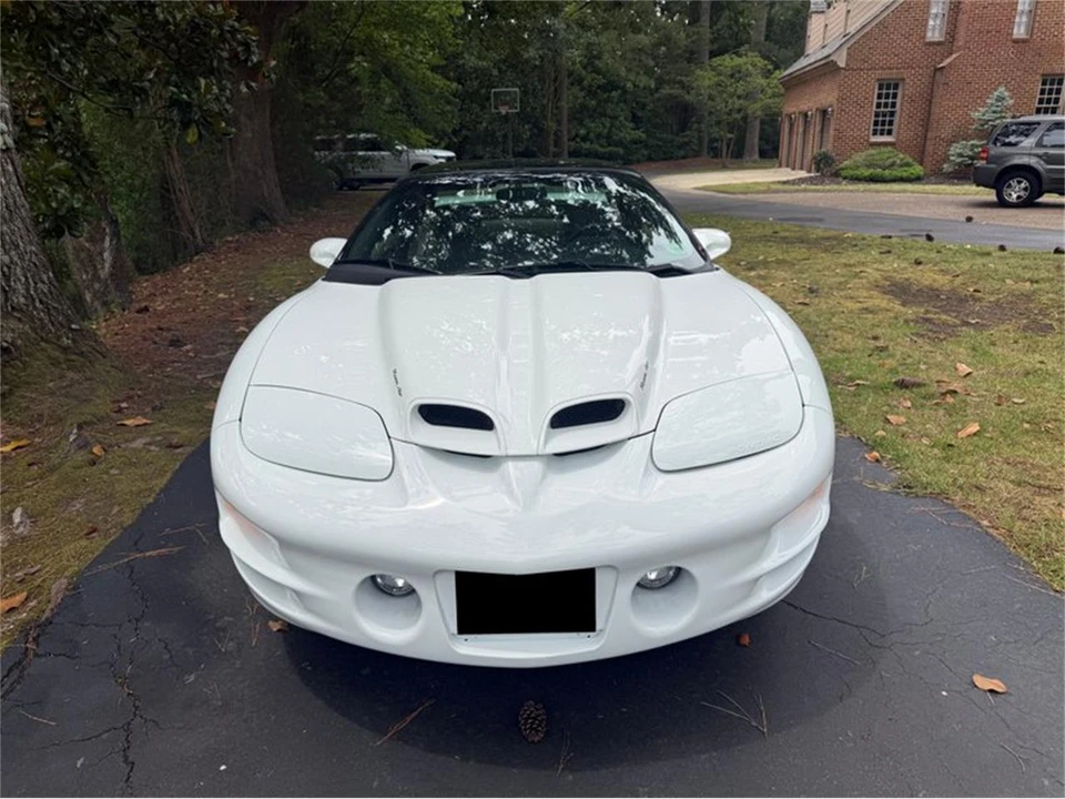 2002 Pontiac Firebird 4th Gen - Image 13 of 31