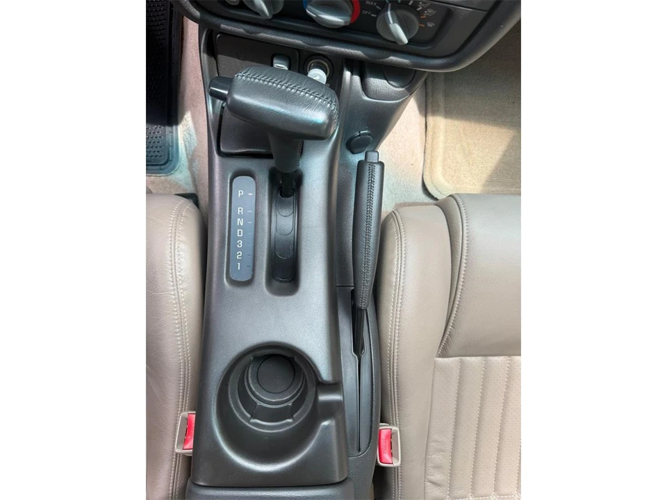 2002 Pontiac Firebird 4th Gen - Image 27 of 31