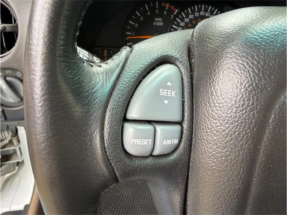 2002 Pontiac Firebird 4th Gen - Image 22 of 31