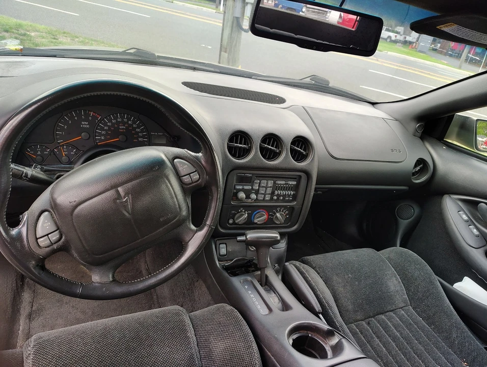 2002 Pontiac Firebird 4th Gen - Image 7 of 17