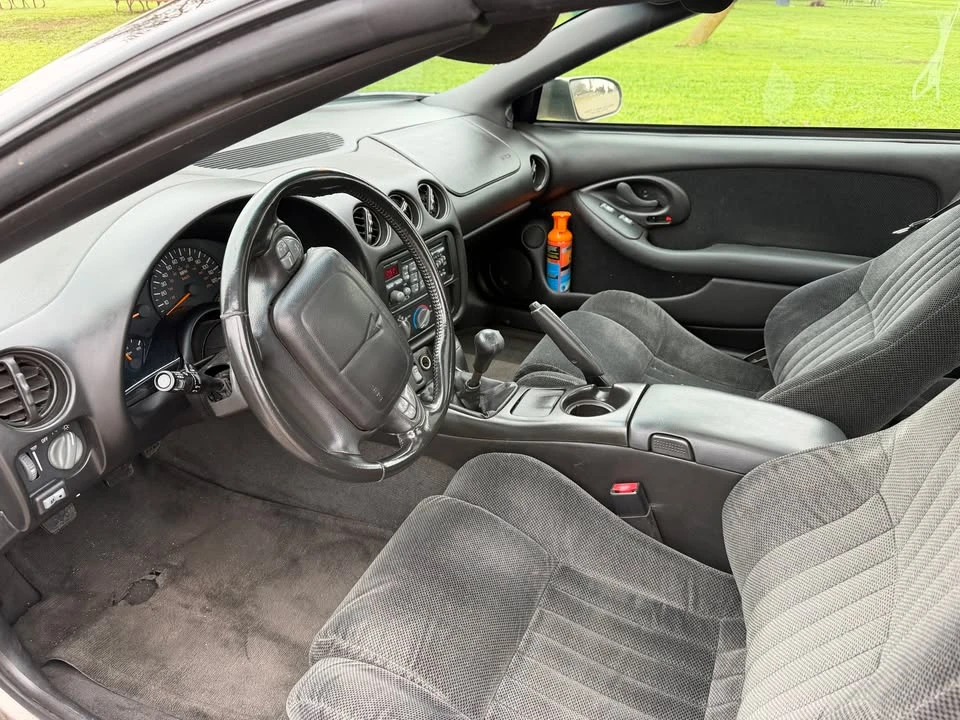 2002 Pontiac Firebird 4th Gen - Image 6 of 12