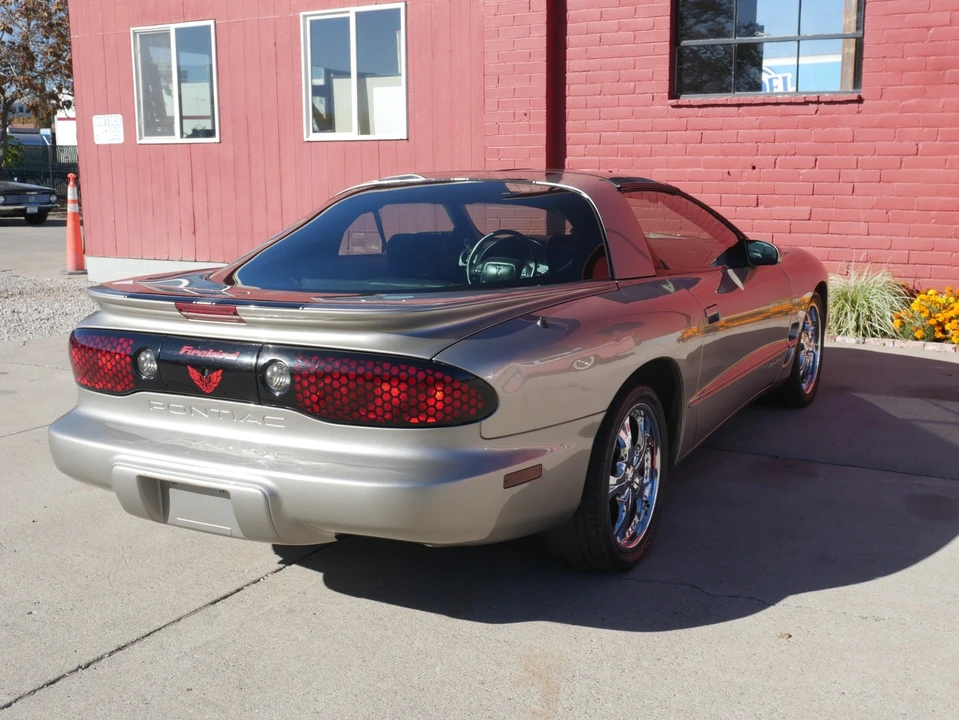 2002 Pontiac Firebird 4th Gen - Image 5 of 12
