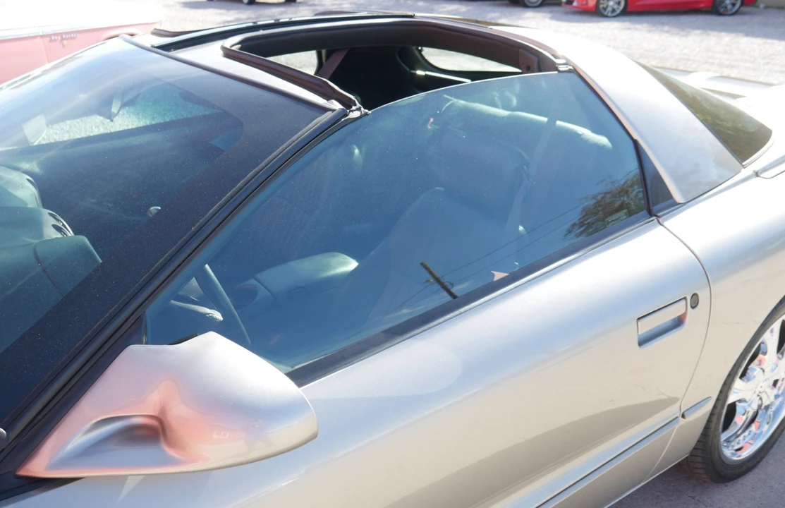 2002 Pontiac Firebird 4th Gen - Image 11 of 21