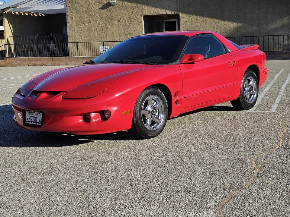 2002 Pontiac Firebird 4th Gen - Image 18 of 31