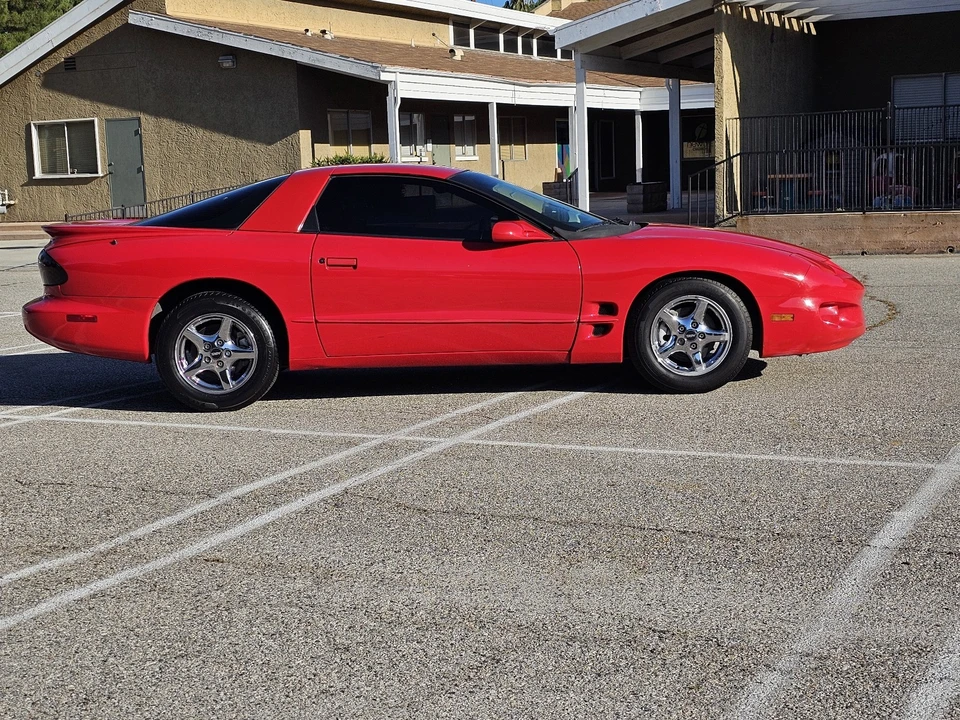 2002 Pontiac Firebird 4th Gen - Image 3 of 31