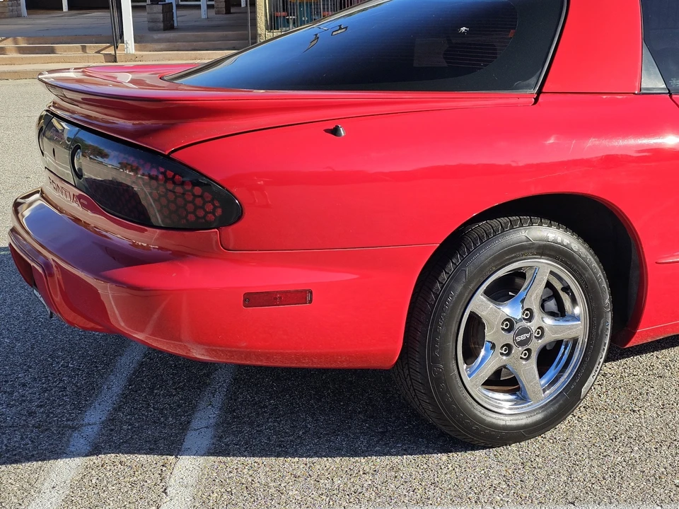 2002 Pontiac Firebird 4th Gen - Image 15 of 31